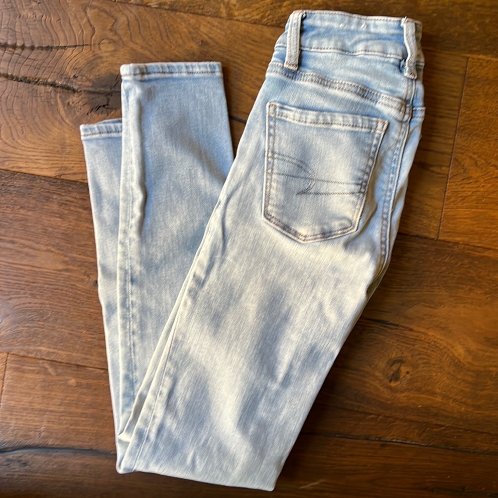 SOLD American Eagle Hi Rise Jegging 000